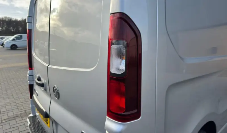 
VAUXHALL VIVARO 1.6CDTI Sportive LWB full									