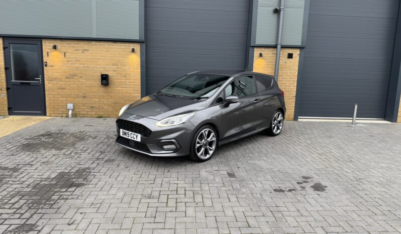 
Ford Fiesta Van 1.5 TDCi Sport full									