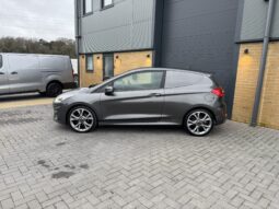 
Ford Fiesta Van 1.5 TDCi Sport full									