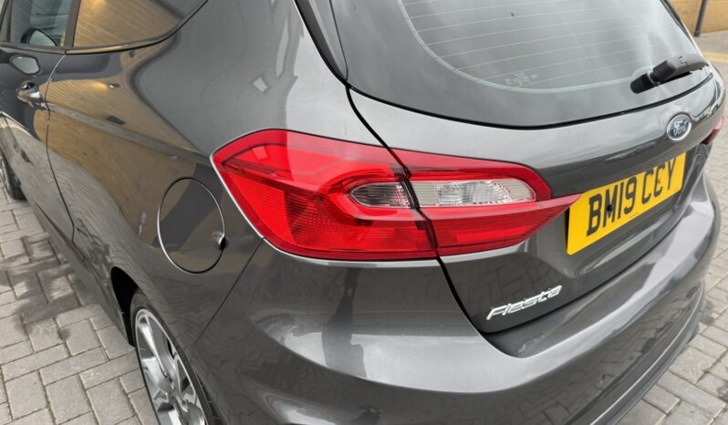 
Ford Fiesta Van 1.5 TDCi Sport full									