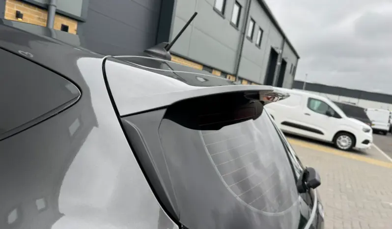 
Ford Fiesta Van 1.5 TDCi Sport full									