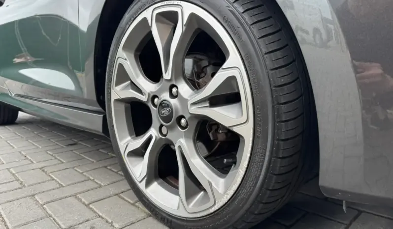 
Ford Fiesta Van 1.5 TDCi Sport full									