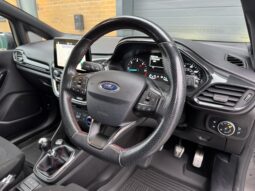 
Ford Fiesta Van 1.5 TDCi Sport full									