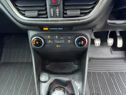 
Ford Fiesta Van 1.5 TDCi Sport full									