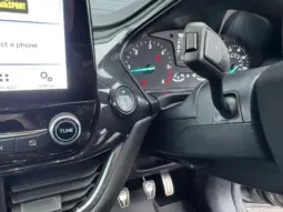 
Ford Fiesta Van 1.5 TDCi Sport full									