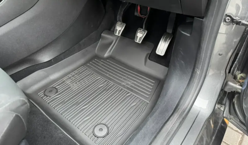 
Ford Fiesta Van 1.5 TDCi Sport full									