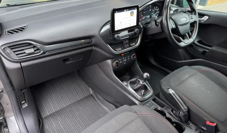 
Ford Fiesta Van 1.5 TDCi Sport full									