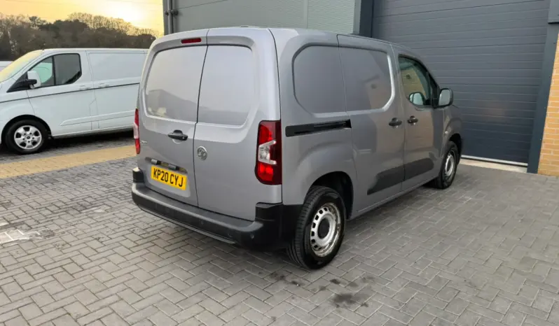 
VAUXHALL COMBO CARGO 2000 1.5D Edition full									