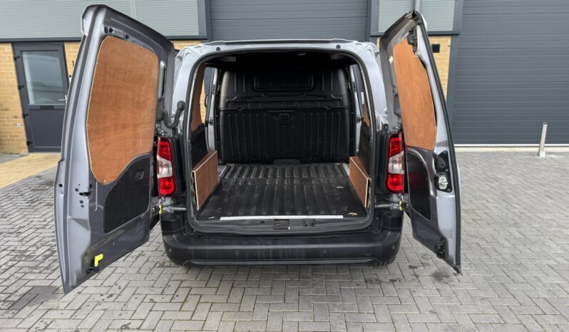 
VAUXHALL COMBO CARGO 2000 1.5D Edition full									