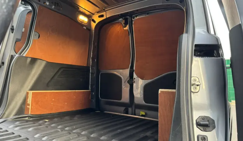 
VAUXHALL COMBO CARGO 2000 1.5D Edition full									