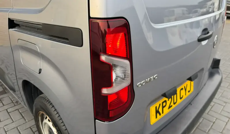 
VAUXHALL COMBO CARGO 2000 1.5D Edition full									