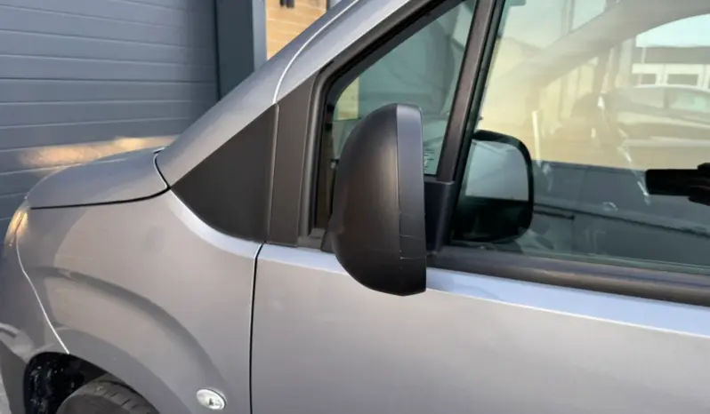 
VAUXHALL COMBO CARGO 2000 1.5D Edition full									