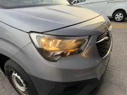 
VAUXHALL COMBO CARGO 2000 1.5D Edition full									