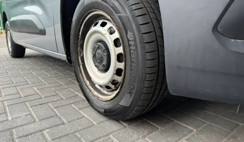 
VAUXHALL COMBO CARGO 2000 1.5D Edition full									