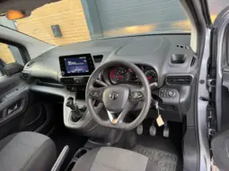 
VAUXHALL COMBO CARGO 2000 1.5D Edition full									