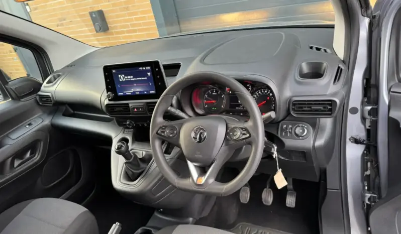 
VAUXHALL COMBO CARGO 2000 1.5D Edition full									