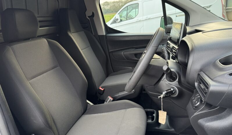 
VAUXHALL COMBO CARGO 2000 1.5D Edition full									