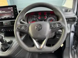 
VAUXHALL COMBO CARGO 2000 1.5D Edition full									