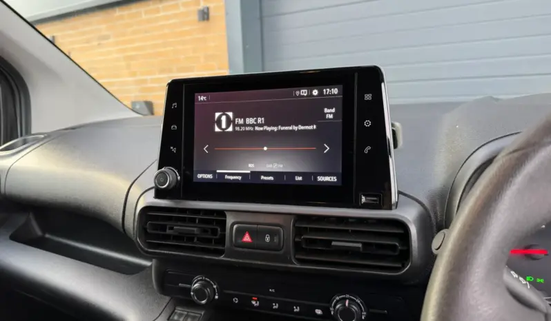 
VAUXHALL COMBO CARGO 2000 1.5D Edition full									