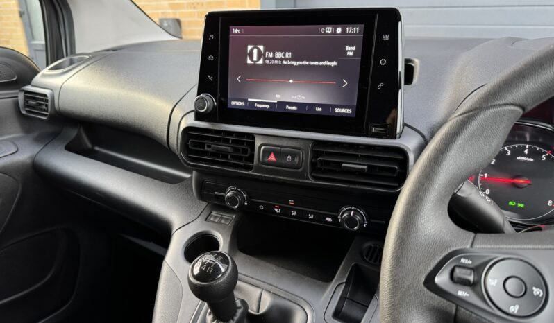 
VAUXHALL COMBO CARGO 2000 1.5D Edition full									