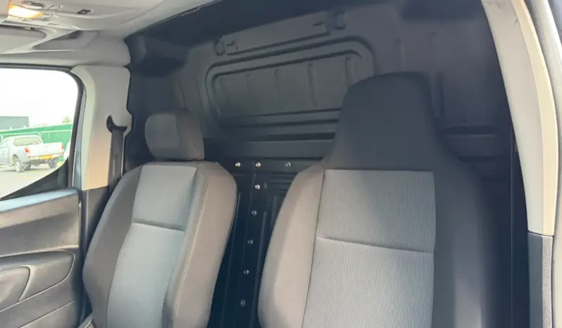 
VAUXHALL COMBO CARGO 2000 1.5D Edition full									