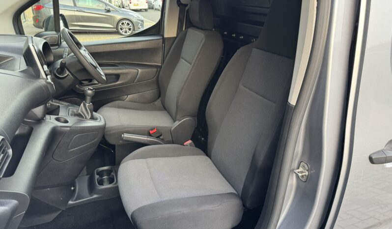 
VAUXHALL COMBO CARGO 2000 1.5D Edition full									