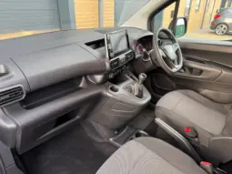 
VAUXHALL COMBO CARGO 2000 1.5D Edition full									