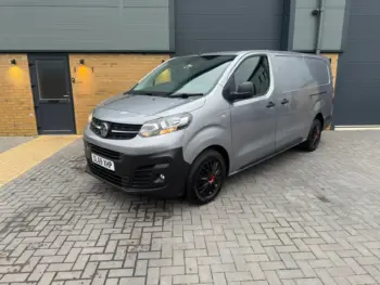 VAUXHALL VIVARO 2.0d Dynamic