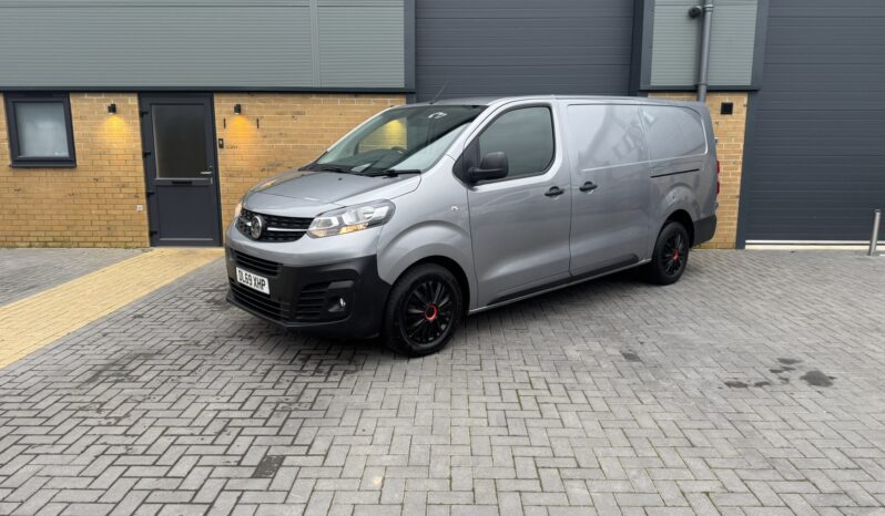 
VAUXHALL VIVARO 2.0d Dynamic full									