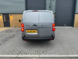 
VAUXHALL VIVARO 2.0d Dynamic full									