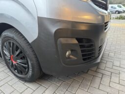 
VAUXHALL VIVARO 2.0d Dynamic full									