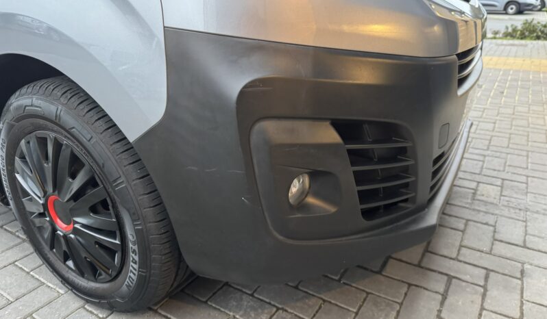 
VAUXHALL VIVARO 2.0d Dynamic full									