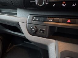 
VAUXHALL VIVARO 2.0d Dynamic full									