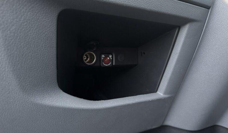 
VAUXHALL VIVARO 2.0d Dynamic full									