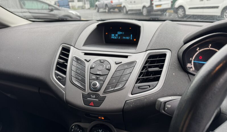 
Ford Fiesta Van 1.5 TDCi ECOnetic full									