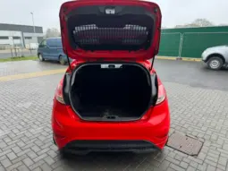 
FORD FIESTA 1.6 TDCi Sport full									