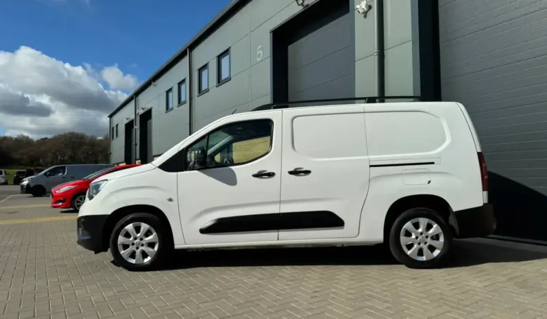 
VAUXHALL COMBO CARGO 2300 1.5D full									