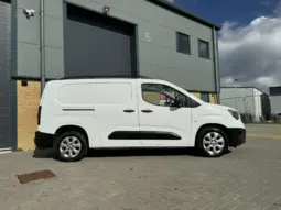 
VAUXHALL COMBO CARGO 2300 1.5D full									