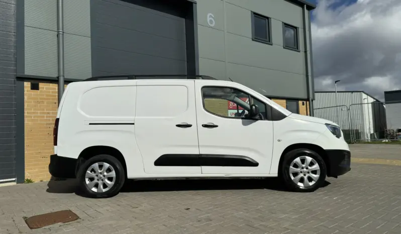 
VAUXHALL COMBO CARGO 2300 1.5D full									