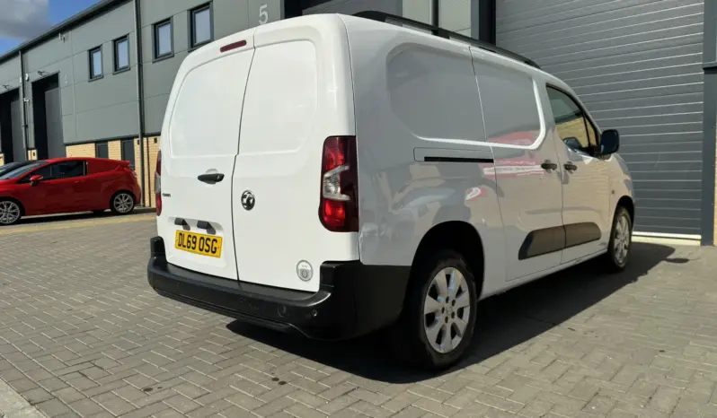 
VAUXHALL COMBO CARGO 2300 1.5D full									