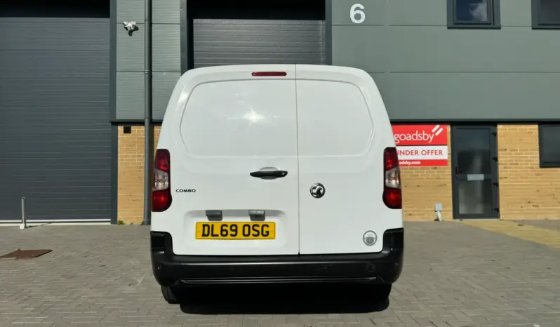 
VAUXHALL COMBO CARGO 2300 1.5D full									