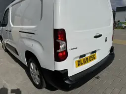 
VAUXHALL COMBO CARGO 2300 1.5D full									