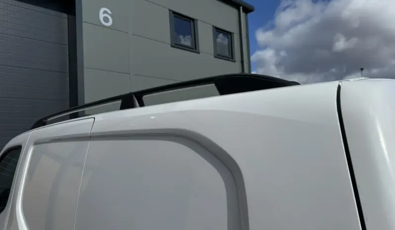 
VAUXHALL COMBO CARGO 2300 1.5D full									