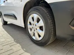 
VAUXHALL COMBO CARGO 2300 1.5D full									