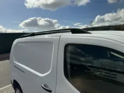 
VAUXHALL COMBO CARGO 2300 1.5D full									