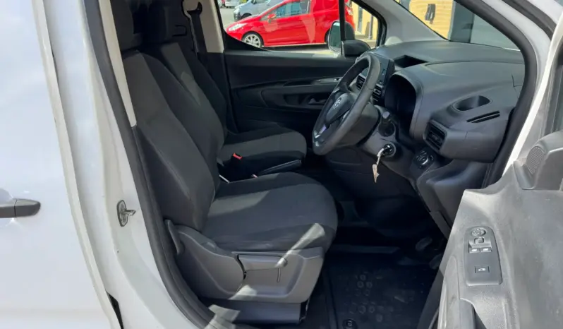 
VAUXHALL COMBO CARGO 2300 1.5D full									
