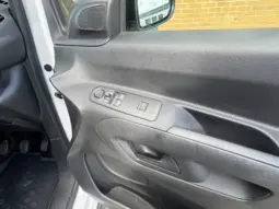 
VAUXHALL COMBO CARGO 2300 1.5D full									