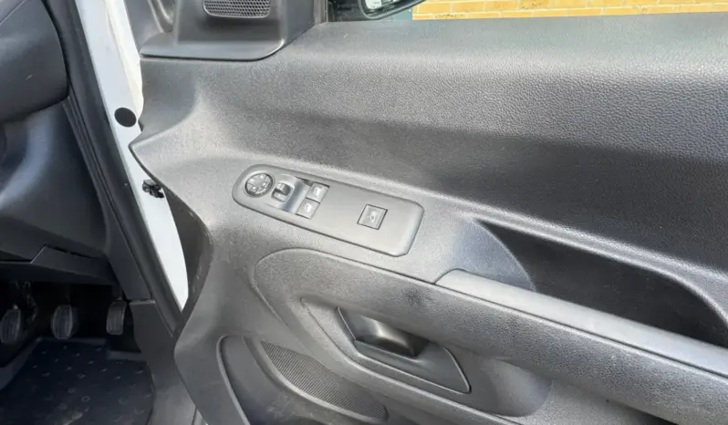 
VAUXHALL COMBO CARGO 2300 1.5D full									