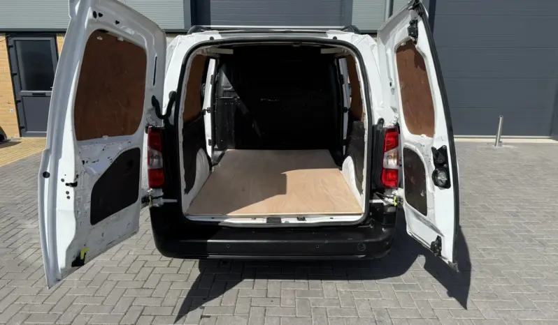 
VAUXHALL COMBO CARGO 2300 1.5D full									
