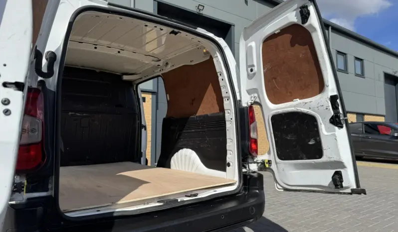 
VAUXHALL COMBO CARGO 2300 1.5D full									